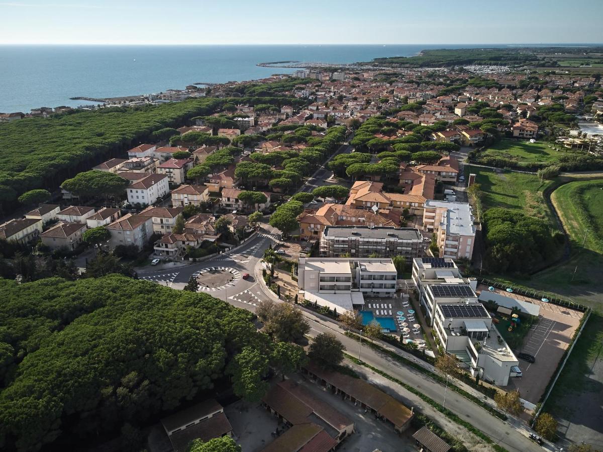 Golden Apartments Marina di Cecina Exterior foto